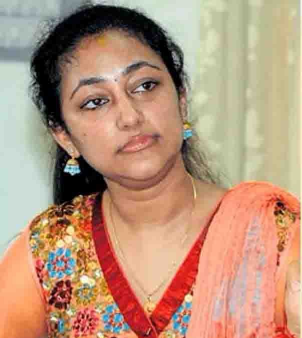 29darshan-wife