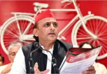 அகிலேஷ் யாதவின் பேஸ்புக் முடக்கம்