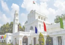 வாட்ஸ் அப்பில் பிறப்பு, ஜாதி சான்று டில்லியில் விரைவில் அறிமுகம்