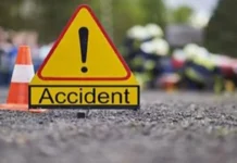 பள்ளிப் பஸ் கவிழ்ந்துமாணவர் பலி – 26 பேர் காயம்