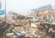 இந்தோனேஷியாவில் ஒரு மாதத்தில் 1,400 நிலநடுக்கம்