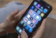 மலேஷியா 16 வயதுக்குட்பட்ட சிறுவர்கள் சமூக ஊடகம் பயன்படுத்த தடை