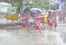 கனமழை – தமிழகம் முழுவதும் பள்ளிகளுக்கு விடுமுறை