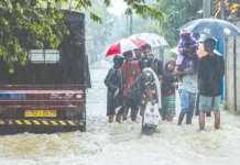 இலங்கையில் 47 பேர் உயிரிழப்பு: இயல்பு வாழ்க்கை முடங்கியது