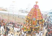 திருச்சானூர் பத்மாவதி தாயார் கோயில் தேரோட்டம்