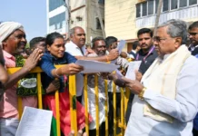 காங்கிரஸ் மேலிடம் தீர்க்க வேண்டும்