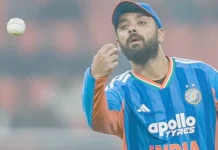 வருண் சக்ரவர்த்தி முதலிடம்