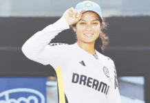 பிரதிகாவுக்கு டெல்லி அரசு ரூ.1.5 கோடி பரிசு