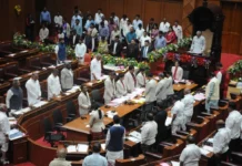 சுவர்ண சவுதாவில் கர்நாடக சட்டமன்ற கூட்டத்தொடர் தொடங்கியது