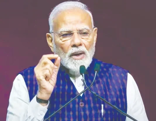 தனது வாழ்க்கையை தேசத்திற்கு அர்ப்பணித்தவர் வாஜ்பாய்; மோடி