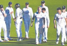 இது என்ன ‘சரக்கு’ பார்ட்டியா? இங்கிலாந்து வீரர்கள் மீது பாய்ந்த விசாரணை