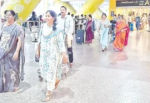 இலங்கையில் சிக்கிய29 பேர் சென்னை வருகை