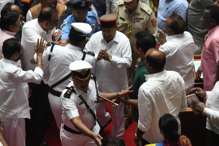 22moffusil lead photo