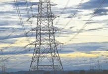 மின் விநியோக கட்டமைப்பு 5 லட்சம் சர்க்யூட் கி.மீ. கடந்து சாதனை