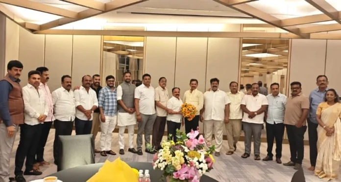 27moffusil lead photo