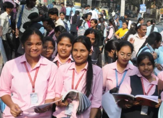 2ம் ஆண்டு பியூசி தேர்வு துவக்கம்