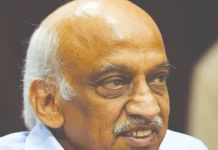 மனிதர்களை விண்வெளிக்கு அனுப்ப முயற்சி: இஸ்ரோ முன்னாள் தலைவர் தகவல்