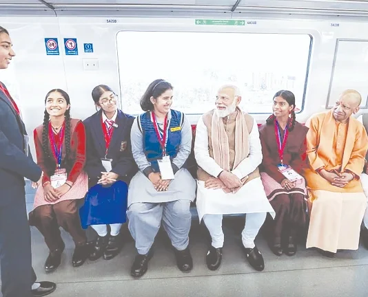 அதிவேக மீரட் மெட்ரோ, நமோ பாரத் ரயில் சேவை – சிறப்பு அம்சம் என்ன