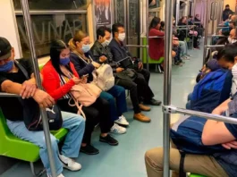 மெக்சிகோ பள்ளிகளில் முகக்கவசம் கட்டாயம்