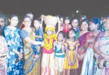 சிறுமியை நிலாப்பெண்ணாக தேர்வு செய்து வழிபாடு