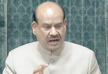 பதவி நீக்க நோட்டீஸில் பிழை: சரிசெய்ய உத்தரவிட்ட ஓம் பிர்லா