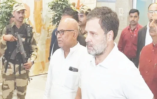 அவதூறு வழக்கில் ராகுல் காந்தி நீதிமன்றத்தில் ஆஜர்