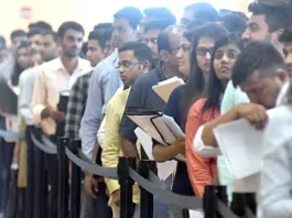 அமெரிக்க பல்கலைக்கழகங்களில் இந்திய மாணவர்களின் எண்ணிக்கை சரிவு