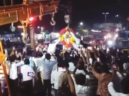 த.வெ.க. மாவட்ட செயலாளர் உள்ளிட்ட 50 பேர் மீது போலீசார் வழக்குப்பதிவு