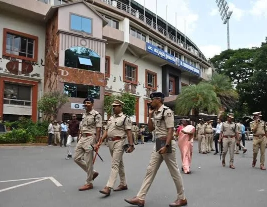 பெங்களூரில் ஐபிஎல் – வரலாறு காணாத பாதுகாப்பு