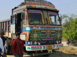 சித்தூர் அருகே விபத்து: கர்நாடகத்தை சேர்ந்த 5 பேர் பலி