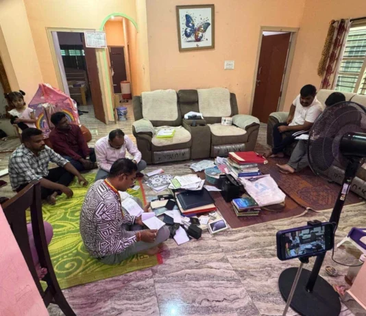 10 லஞ்ச அதிகாரிகள் சிக்கினர்