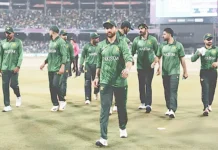 பாக். வீரர்களுக்கு ரூ.16 லட்சம் அபராதம்