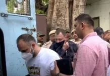 இந்தியாவில் இறங்கிய 7 வெளிநாட்டவர்.. கைமாறிய ஆயுதங்கள்