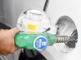 வங்கதேசத்துக்கு 5,000 டன் டீசல் வழங்குகிறது இந்தியா!