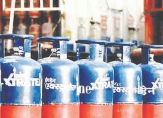 சென்னையில் வணிக பயன்பாட்டு எரிவாயு சிலிண்டர் விநியோகம் நிறுத்தம்