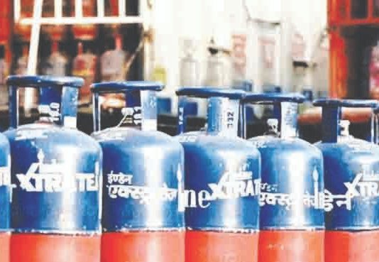 சென்னையில் வணிக பயன்பாட்டு எரிவாயு சிலிண்டர் விநியோகம் நிறுத்தம்