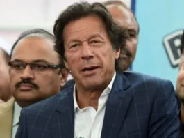 உலகக்கோப்பை வென்ற கேப்டன் படம் போட்ட டி-சர்ட்டுக்கு தடை