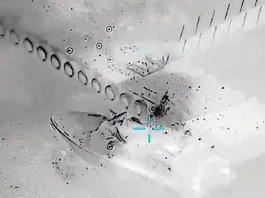 16 ஈரான் கப்பல்களை மூழ்கடித்த அமெரிக்கா