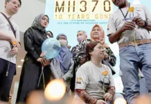 விமானத்தை தேடும் பணியை நீட்டிக்க மலேசிய அரசுக்கு வலியுறுத்தல்