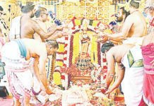 வடபழனி கோயிலில் பங்குனி உத்திரத் திருவிழா: லட்சார்ச்சனையுடன் தொடங்கியது