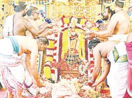 வடபழனி கோயிலில் பங்குனி உத்திரத் திருவிழா: லட்சார்ச்சனையுடன் தொடங்கியது