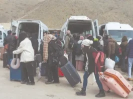 ஈரான் வேண்டவே வேண்டாம்.. கூட்டமாக வெளியேறும் மக்களுக்கு நேர்ந்த கதி