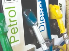 பெட்ரோல் பங்க்குகளுக்கு போலீஸ் பாதுகாப்பு வழங்க கோரிக்கை