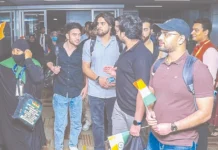 வெளிநாட்டு மாணவர்கள் வெளியேற ஈரான் அனுமதி