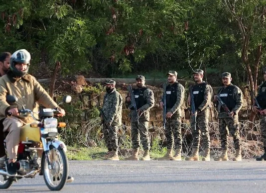 மோதல் தணிக்க தீவிரம்