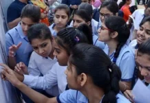 இந்தி தேர்வு மதிப்பெண் கட்டாயம்