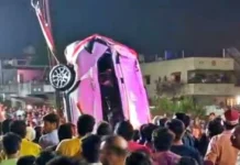 கிணற்றில் கார் கவிழ்ந்து 9 பேர் பலி