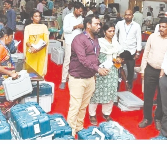 நாளை வாக்குப்பதிவு