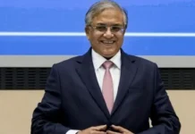 தலைமை தேர்தல் ஆணையரை பதவிநீக்கக் கோரி 73 எம்.பிக்கள் நோட்டீஸ்