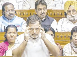 “பெண்களின் பின்னால் அரசியல் செய்வது வெட்கக்கேடானது” – ராகுல் விமர்சனம்